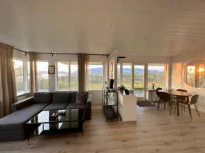 Charming 1-bedroom condo with stunning view